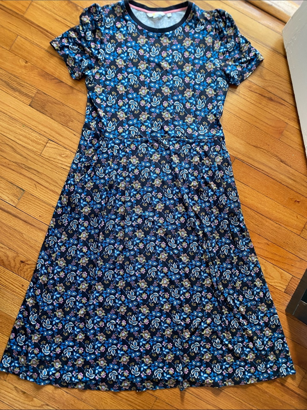 Boden size 12 Floral Short-Sleeve A-Line Dress